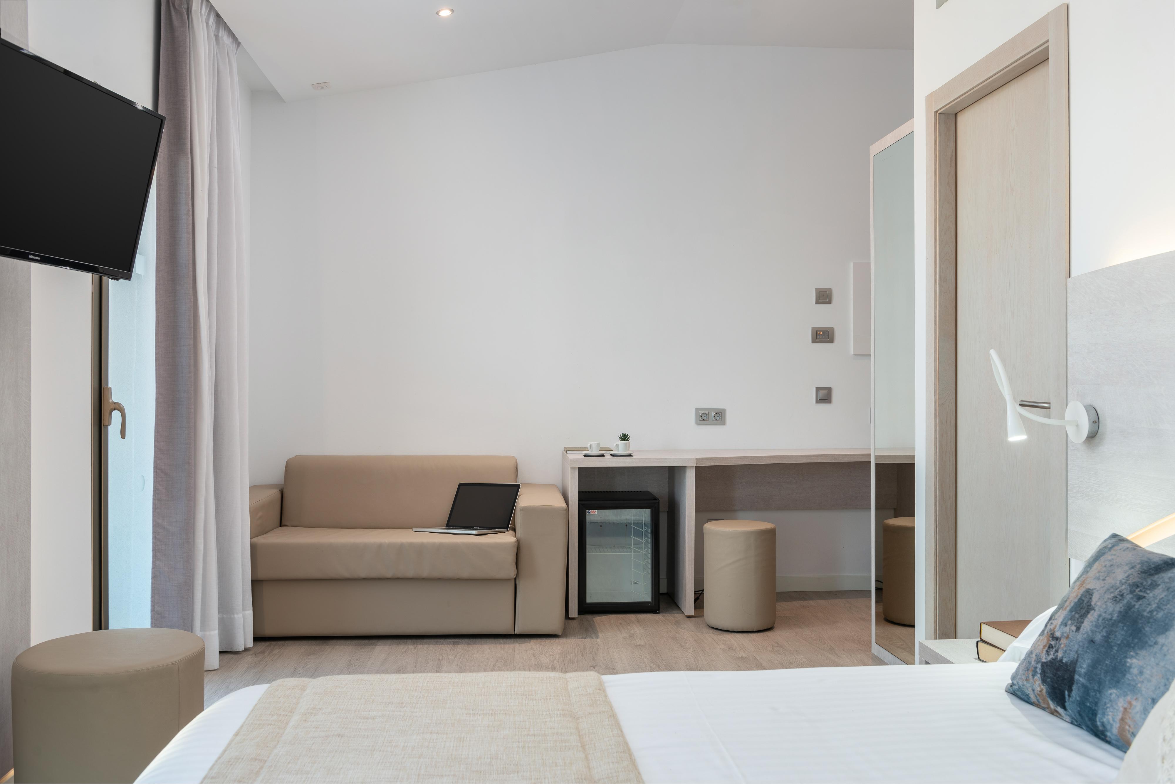 Llaut Boutique Hotel (Adults Only) 캔 피카폴트 외부 사진