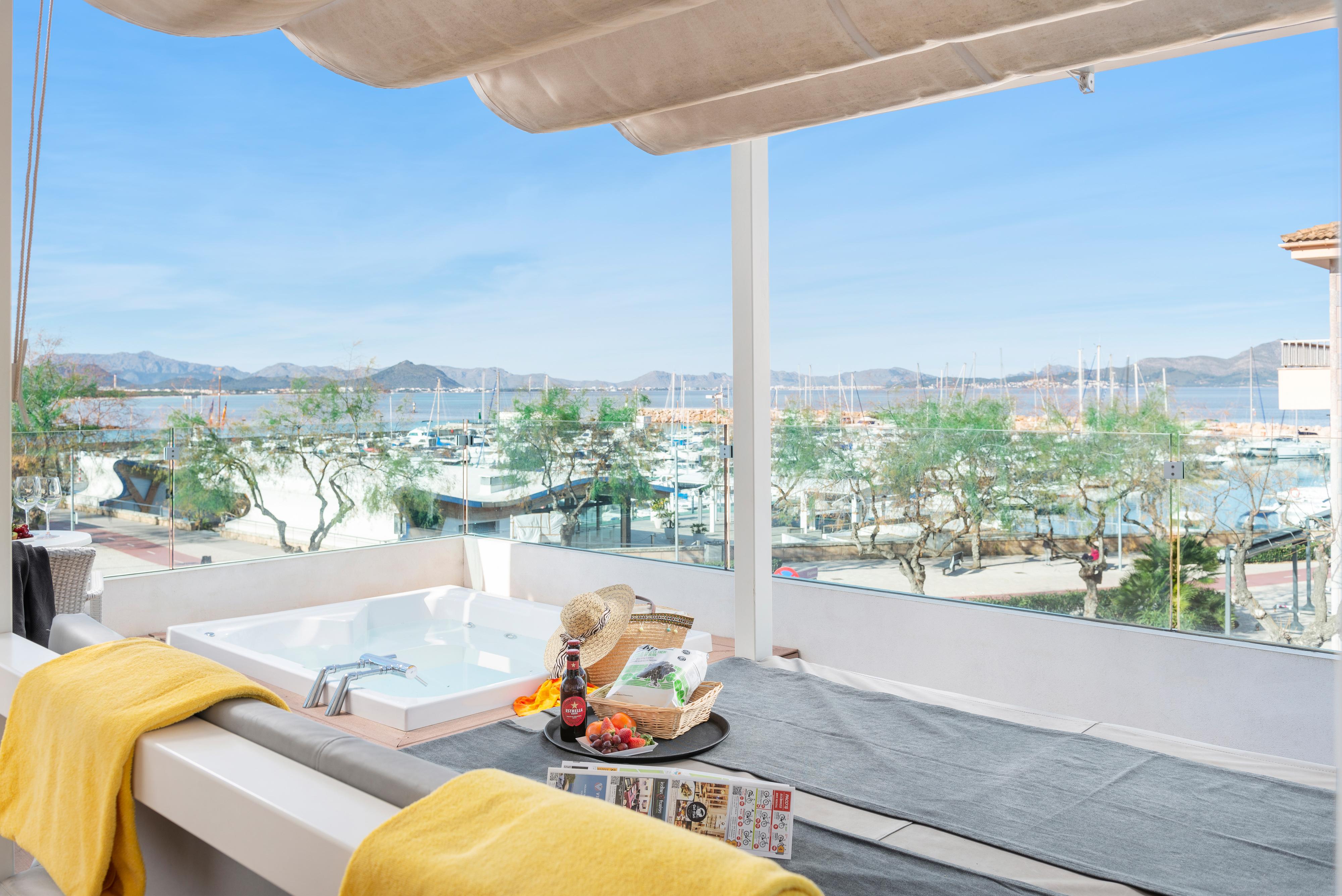 Llaut Boutique Hotel (Adults Only) 캔 피카폴트 외부 사진